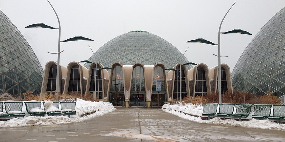 Mitchell_park_domes.jpg