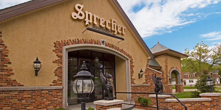 915x455-Sprecher_brewery.jpg