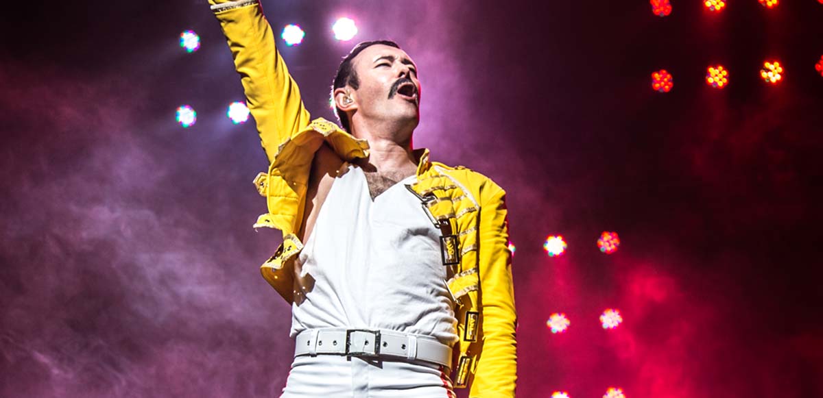 onenightofqueen2015-live-milwaukee-concert.jpg